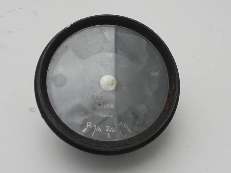 (Used) 914 Temperature Fuel Gauge - 1973-74 1