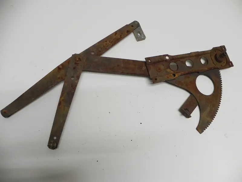 (Used) 914 Window Regulator Right - 1973-76 1