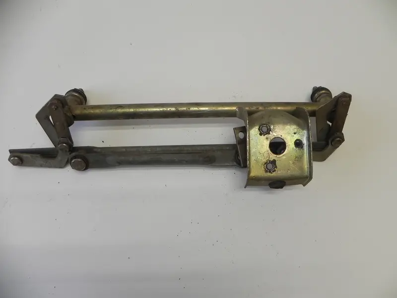 (Used) 914 Wiper Assembly - 1970-76 1