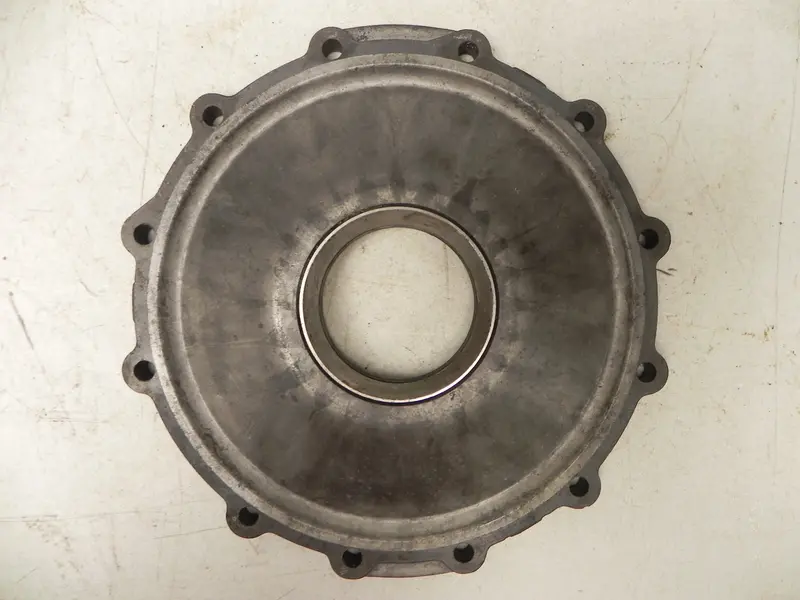 (Used) 915 Transmission Side Plate - 1972-83 2