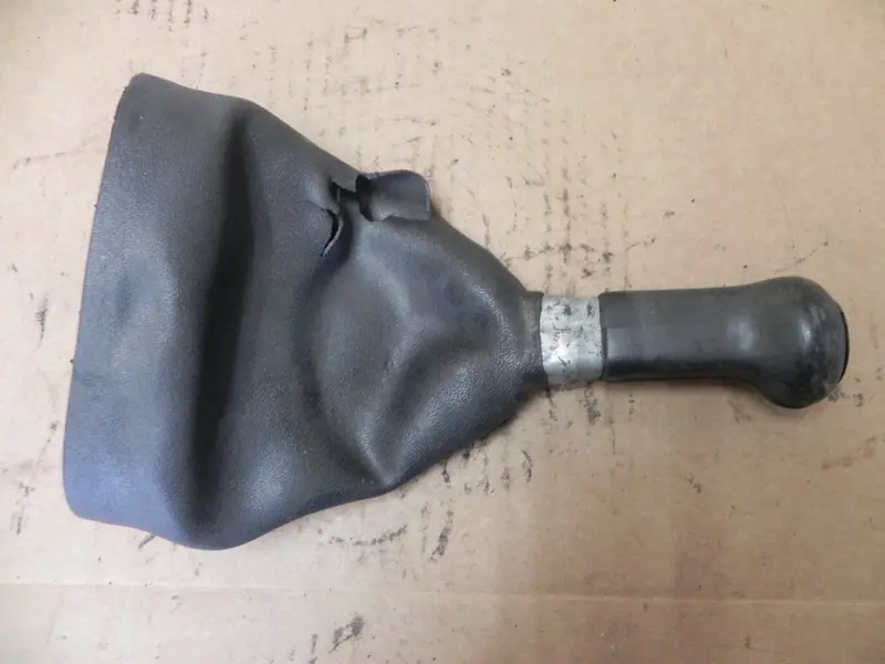 (Used) 924, 5 Speed Shift Knob - 1976-79 1