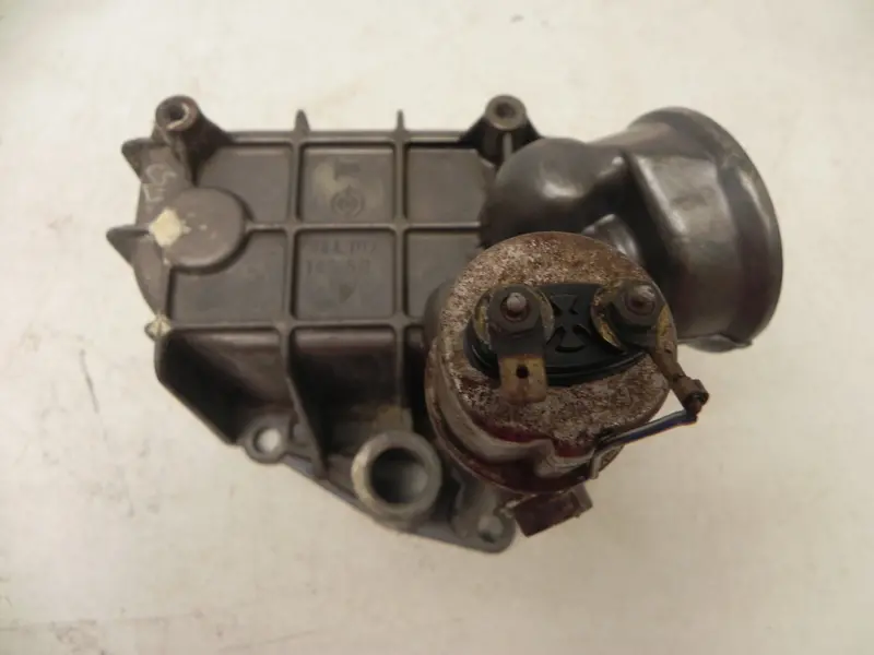 (Used) 924S/944 Oil Cooler & Filter Housing - 1981-88 1