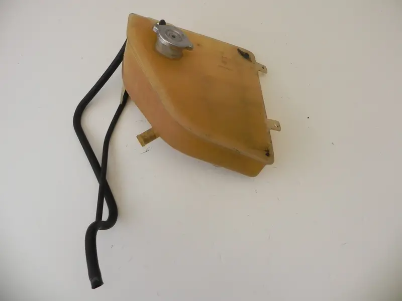(Used) 924S/944/S/S2 Radiator Expansion Tank - 1982-91 1