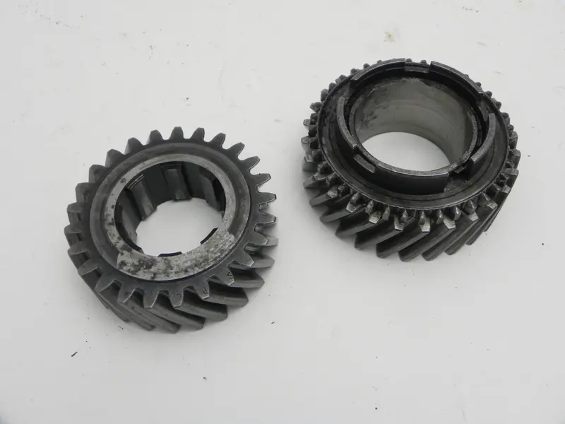 (Used) 930 3Rd Gear Set 28:25 'Sp' - 1975-89 1