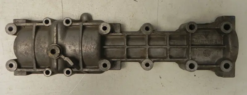 (Used) 944 Balance Shaft Cover - 1985-91 1