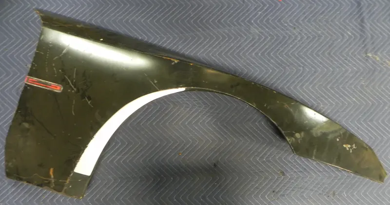 (Used) 944 Passenger Side Front Fender - 1983-88 1