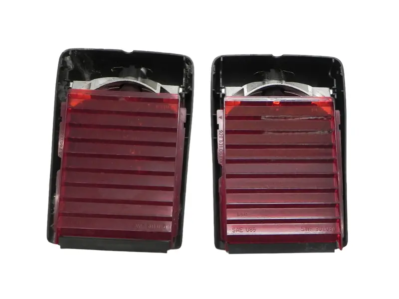 (Used) 944 Rear Hatch Third Brake Light - 1976-95 1