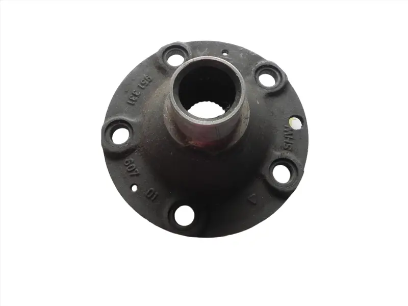 (Used) 944 Rear Wheel Hub - 1988-95 1