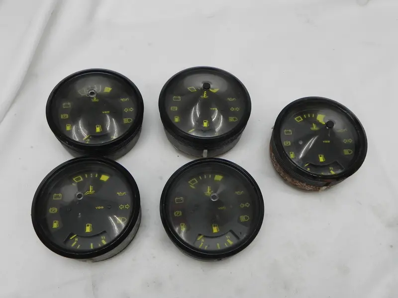 (Used) 944 Temperature Fuel Vdo Gauge 100Mm - 1982-85 1