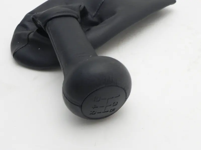 (Used) 986/996 5-Speed Black Gear Shift Boot And Knob - 1997-2005 2