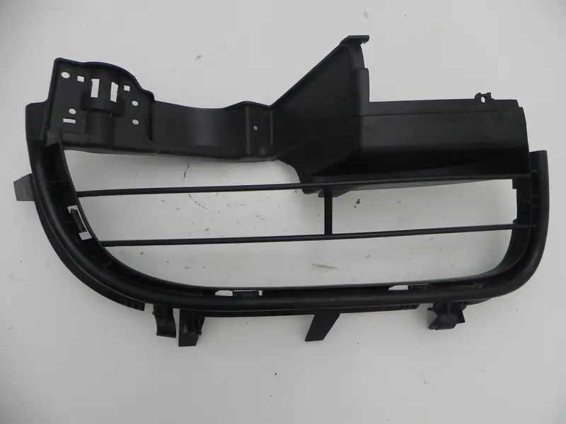(Used) Boxster Front Grill Frame Right 2005-08 1