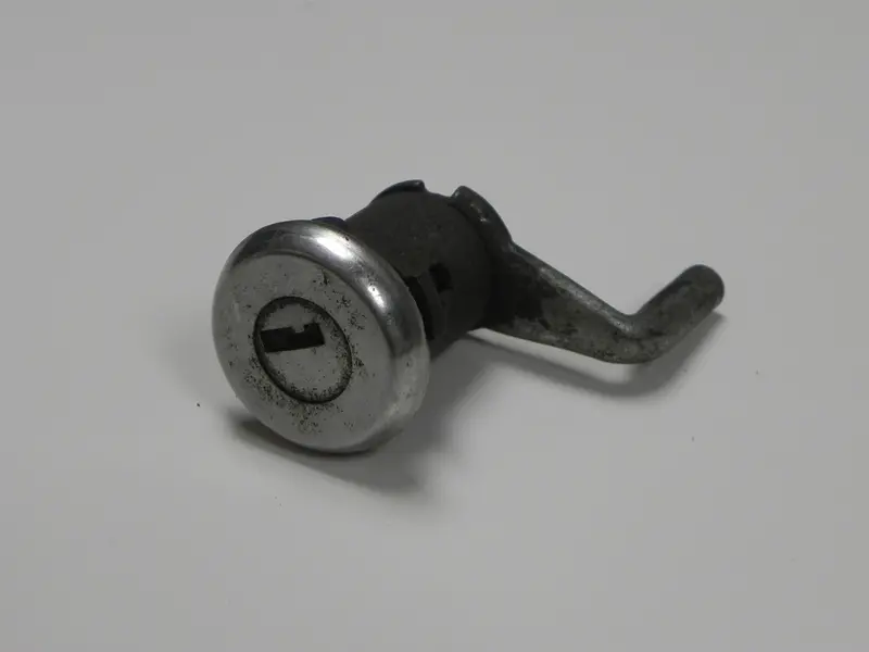 (Used) Gas Cap Lock Cylinder W/ No Key 1