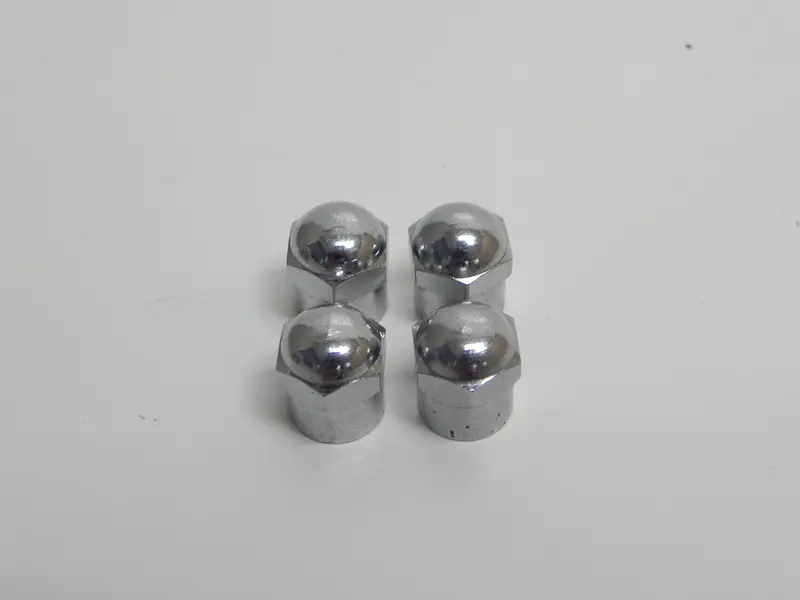 (Used) Set Of 4 Chrome Valve Stem Caps 1